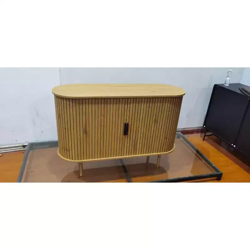 Credenza moderna con ante scorrevoli, tavolino consolle con accenti in legno per soggiorno e cucina