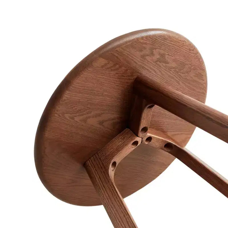 Tavolino Rotondo in Legno Okak con Cuscinetti Antiscivolo Delicati sul Pavimento, Tavolino con Robusta Struttura a Tre Gambe, Tavolino da Divano per Soggiorno