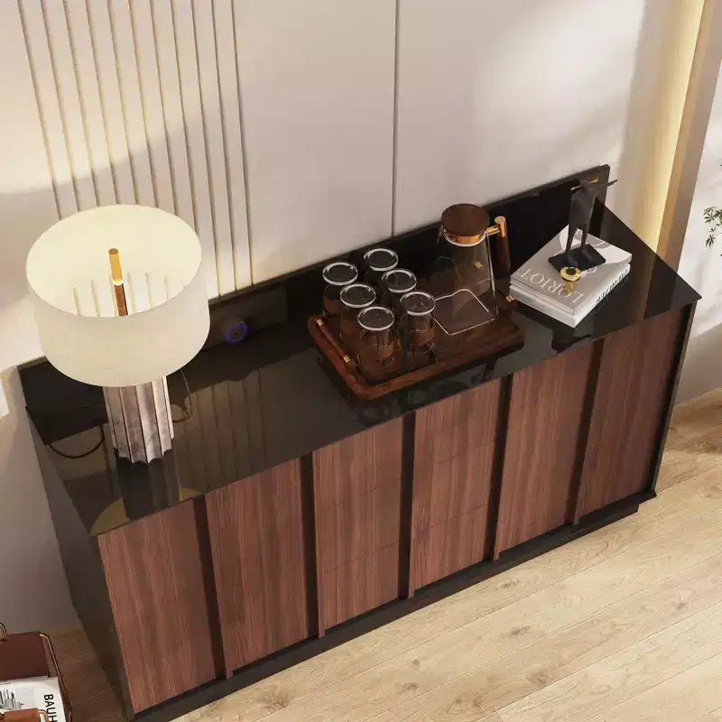 Credenza buffet da cucina multifunzionale Famapy con prese scorrevoli, finitura lucida nera e legno