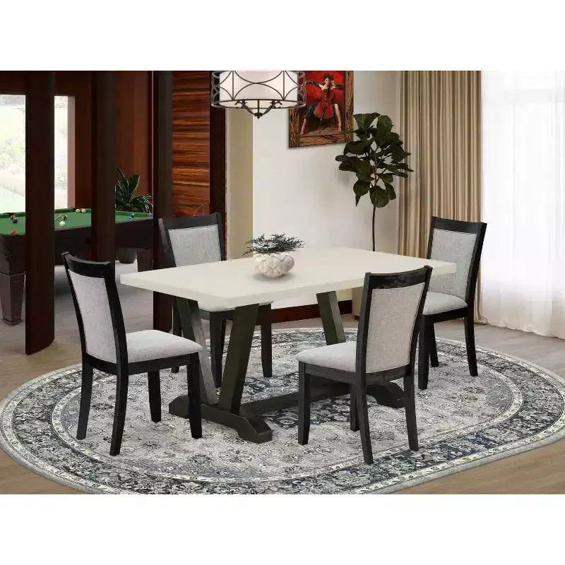 Tavolo da pranzo HomeStock 5 pezzi con piano in legno massello finitura rovere naturale e 4 sedie Parson
