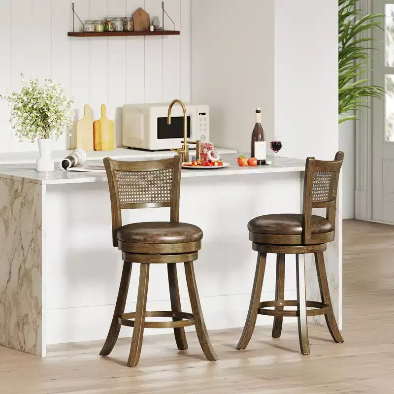 Sgabelli da bar set di 4 sgabelli girevoli da 63 cm con schienale in rattan PE altezza bancone Costway