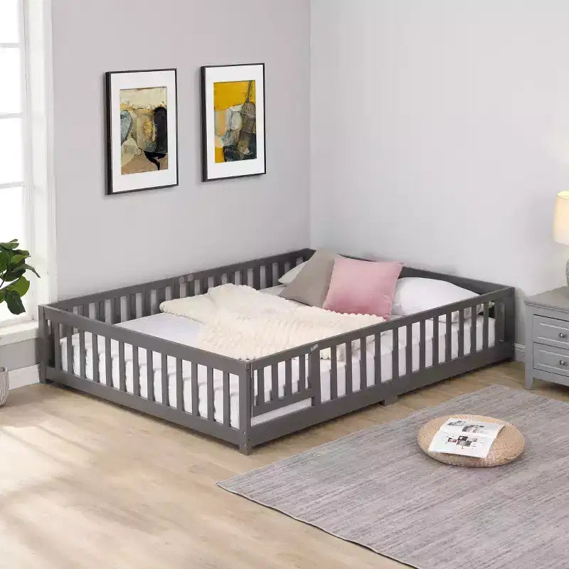 TUYOHW Letto a Pavimento per Bambini con Porta, Letto Montessori a Casetta Moderno con Recinzione per la Camera da Letto