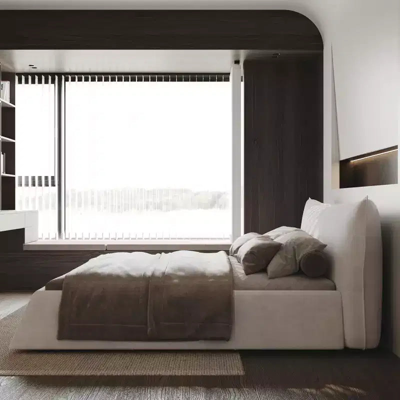 Letto a piattaforma imbottito king size Whisen, struttura in metallo e legno massello con testiera in velluto dalla forma speciale