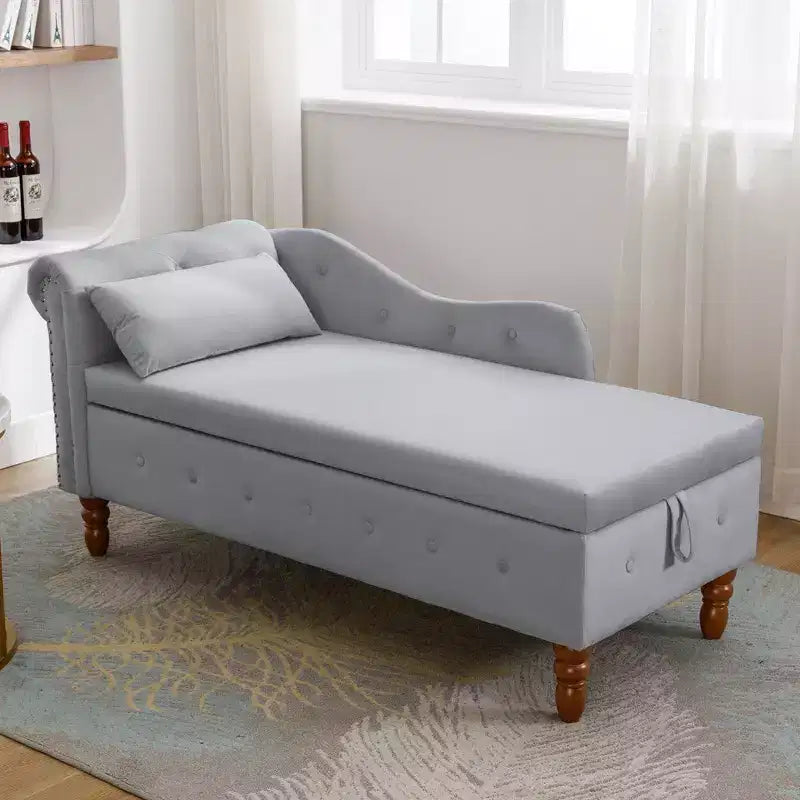 Poltrona reclinabile moderna con contenitore e finiture con borchie, sedia a sdraio in velluto imbottita con bottoni, contenitore e cuscino per soggiorno