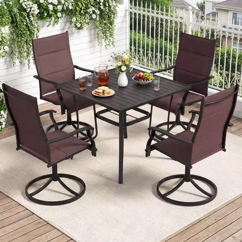 Set da pranzo da esterno Costway 5 pezzi, 4 sedie girevoli e tavolo quadrato da patio con foro per ombrellone nero + marrone/nero