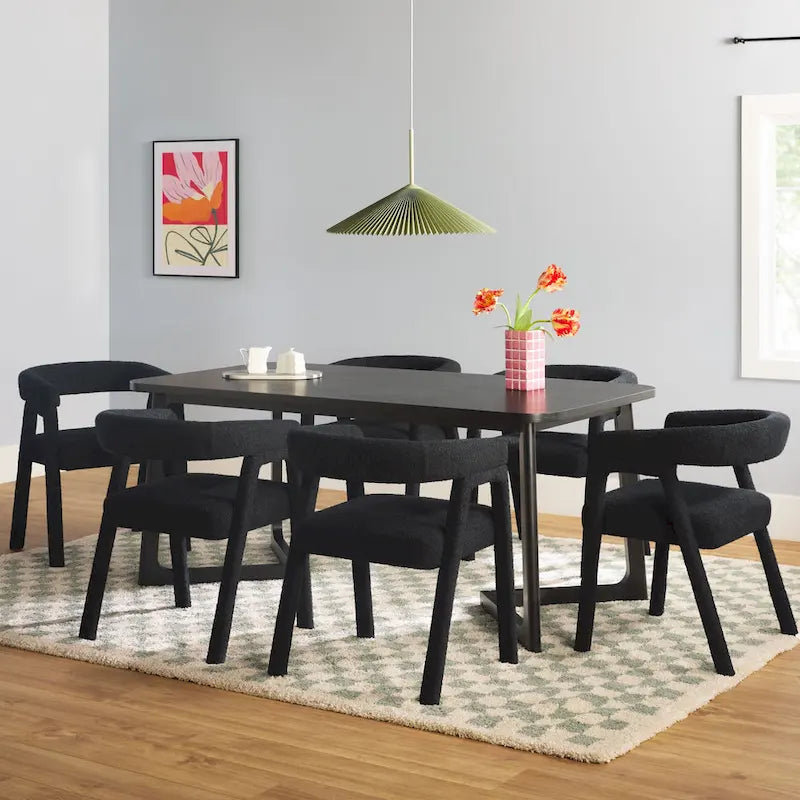 Set tavolo da pranzo Middlebrook 7 pezzi in legno massello con sedie in tessuto completo