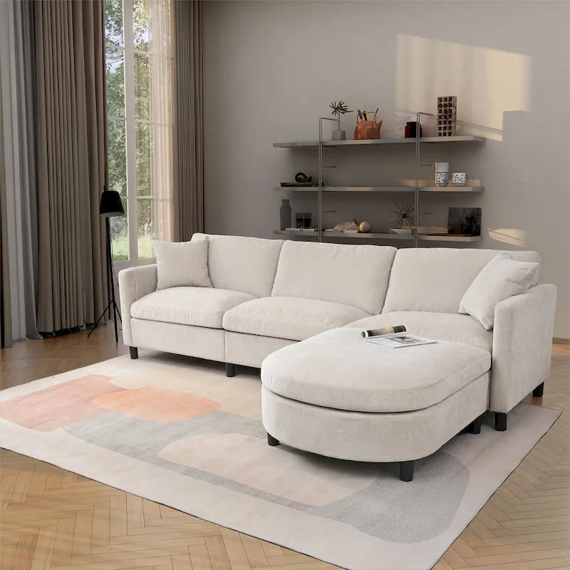 Divano Sezionale Spazioso a 4 Posti Beige 107.87 con Pouf Movibile, Cuscini Rimovibili e Pratico Vano Contenitore nel Bracciolo