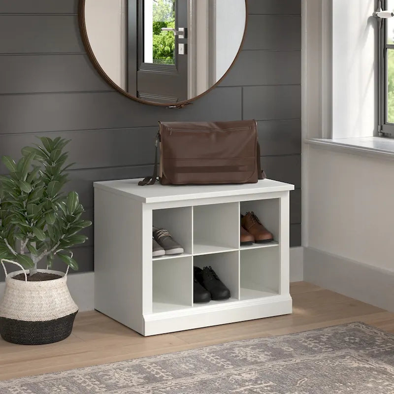 Panca portascarpe piccola da 24W Woodland con ripiani di Bush Furniture
