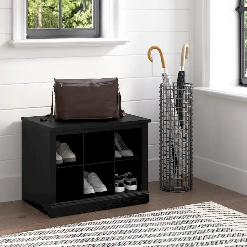Panca portascarpe piccola da 24W Woodland con ripiani di Bush Furniture
