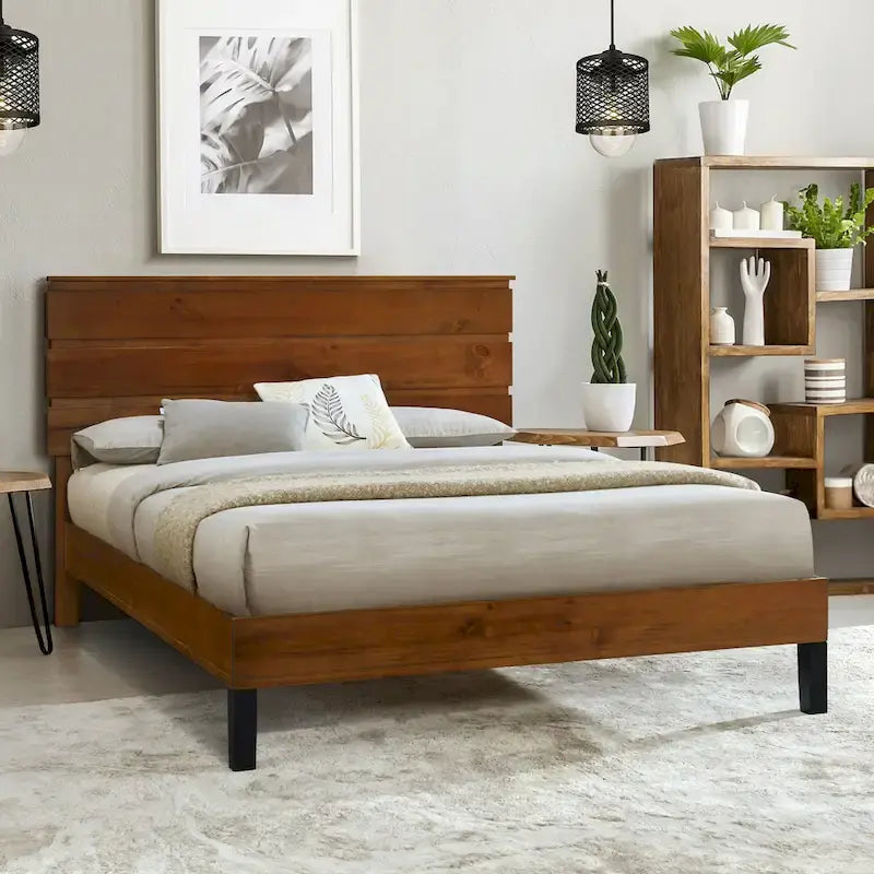Letto a piattaforma in legno massello marrone, stile Mid-Century Modern King Size con testiera a tre pannelli