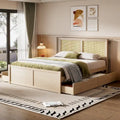 Letto matrimoniale antico in legno naturale con 4 cassetti e testiera in rattan