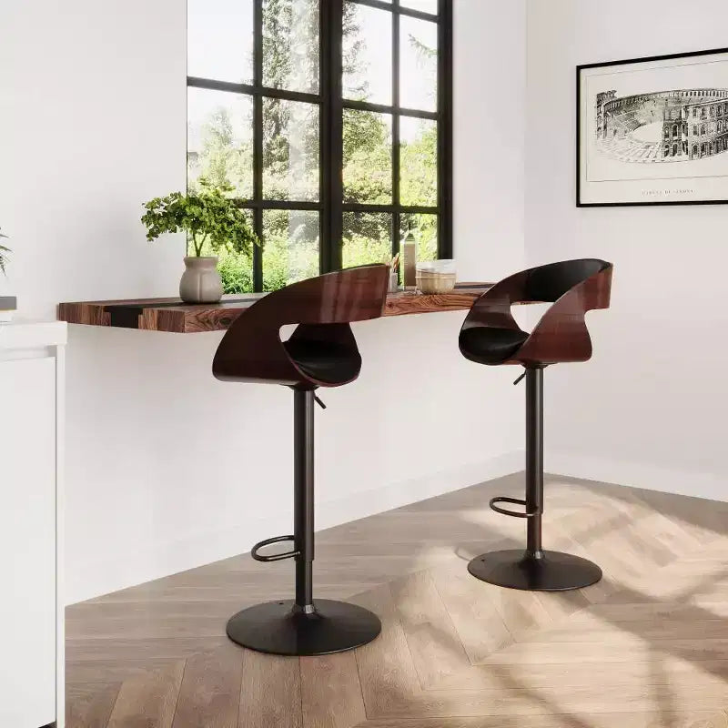 Sgabello da bar regolabile Monaghan Bentwood nero - WyndenHall