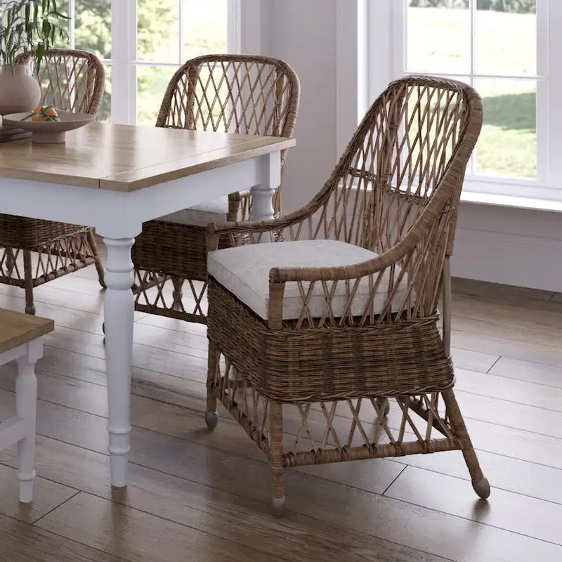 Sedia da pranzo imbottita Bayside Curvilinear Rattan di East at Main - 22x23x39