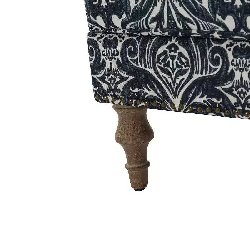 Poltrona transizionale Yahweh in legno e tappezzeria con fantasia floreale, braccioli a pannello e schienale a gobba di cammello | ART OF LIVING DESIGNS