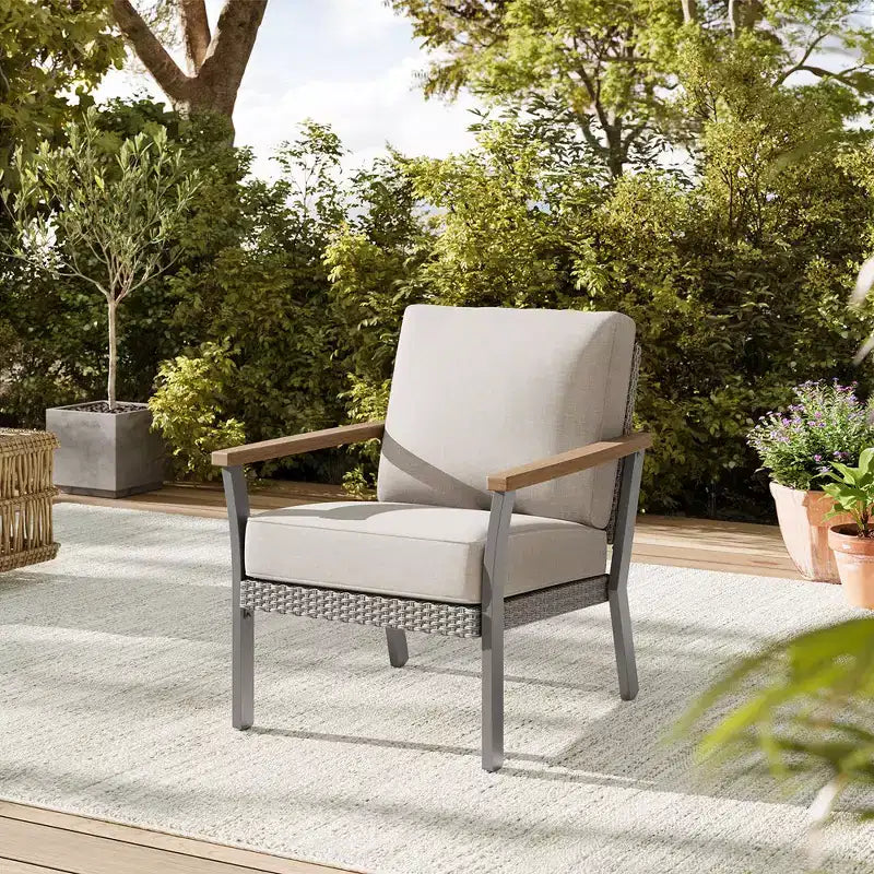 SONGMICS HOME Collezione Sencillo - Set di mobili da giardino in 3 pezzi, 2 sedie a sdraio e 1 tavolino da caffè, Mobili da esterno, Grigio e Beige