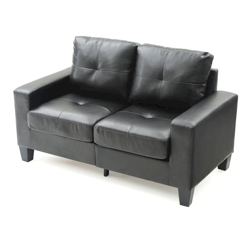 Divano Newbury a braccioli svasati in ecopelle, larghezza 58 pollici - 32L x 58P x 36A