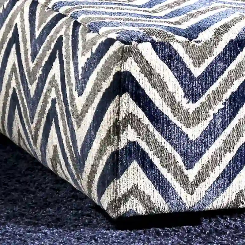 Pouf poggiapiedi cocktail Slaren di Furniture of America, in microfibra blu navy, stile transizionale
