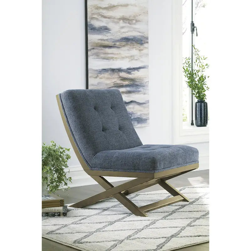 Poltrona accent Sidewinder casual in similpelle