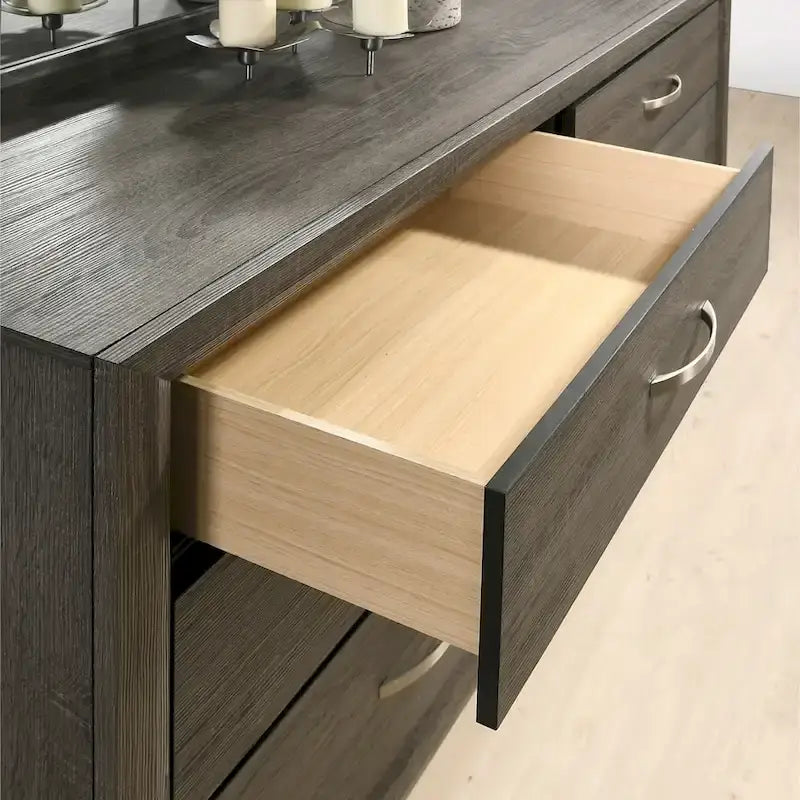 Set camera da letto Roundhill Furniture Stout con pannello, cassettiera, specchio, comodino