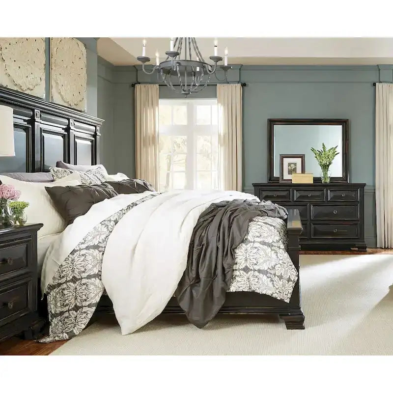 Set Camera da Letto Renova 4 Pezzi con Pannelli in Legno Nero Vintage di Roundhill Furniture