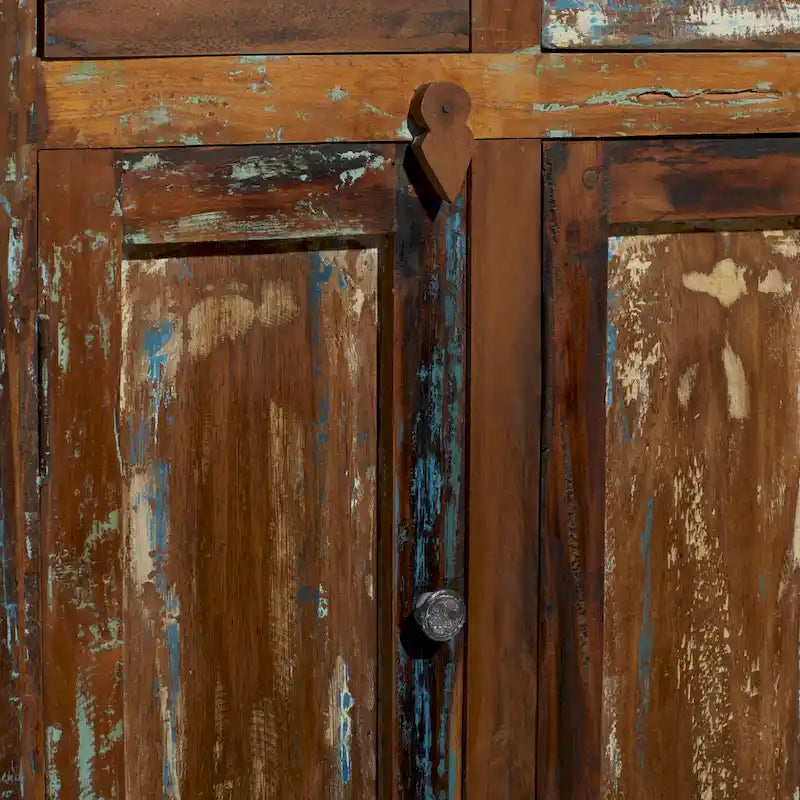 Armadietto fatto a mano in legno marrone