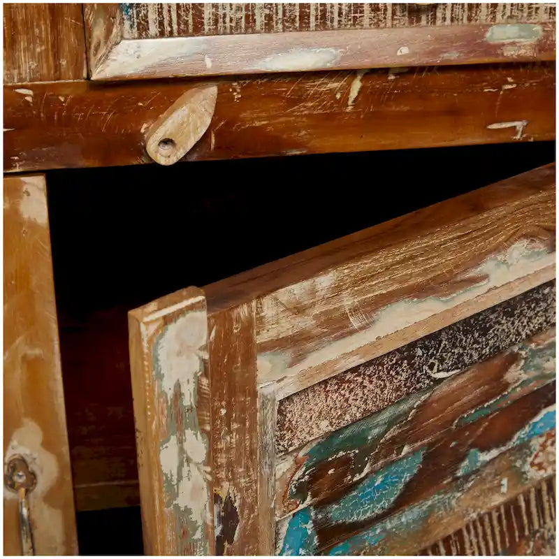 Armadietto fatto a mano in legno marrone