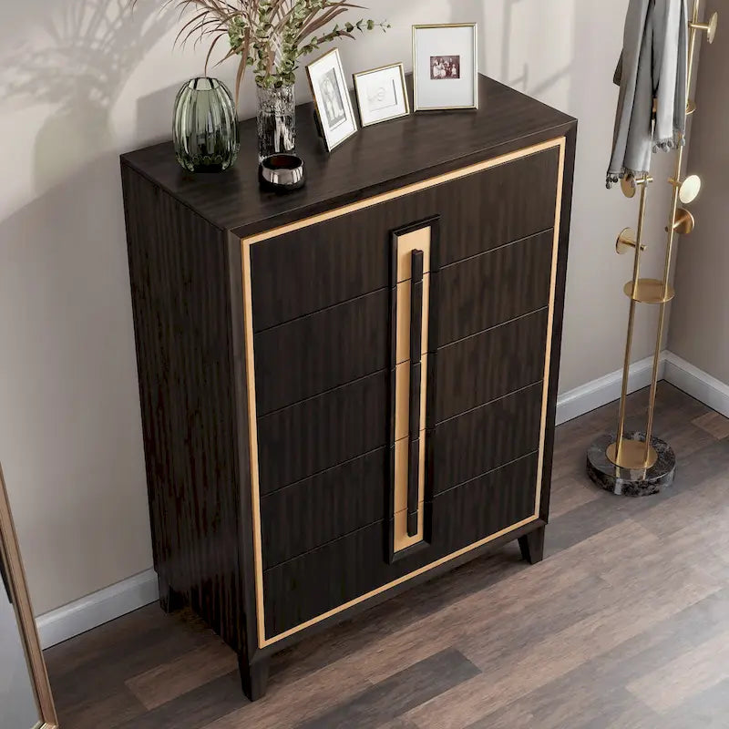 Cassettiera moderna a 5 cassetti Nyx in legno massiccio espresso Furniture of America