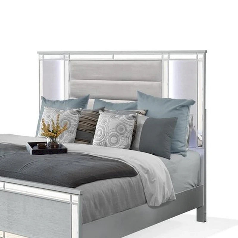Letto matrimoniale Lio Modern, LED, profili a specchio, rivestimento capitonné in velluto argentato