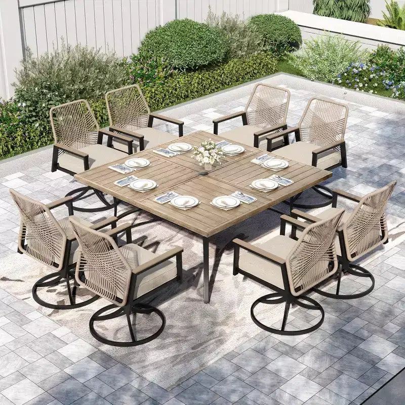 Captiva Designs Tavolo da pranzo quadrato in metallo con piano a doghe e sedie girevoli in vimini con cuscini spessi, 9 pezzi