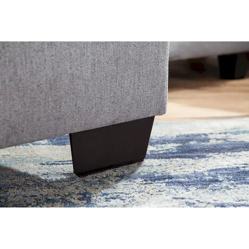 Divano componibile a U American Furniture Classics Graphite Model A414V6-K2 con 4 cuscini decorativi
